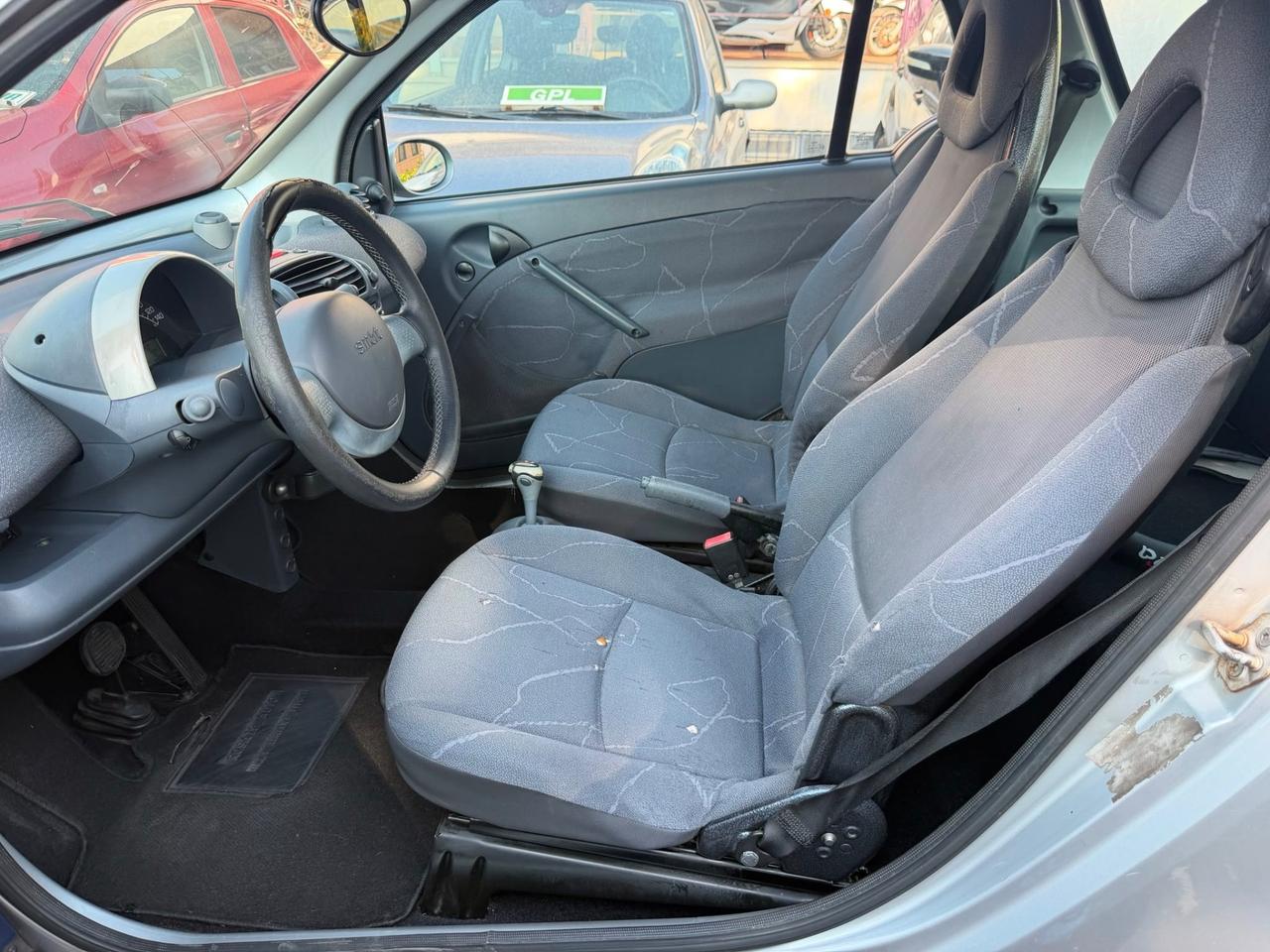 Smart ForTwo 700 coupé pure (45 kW)