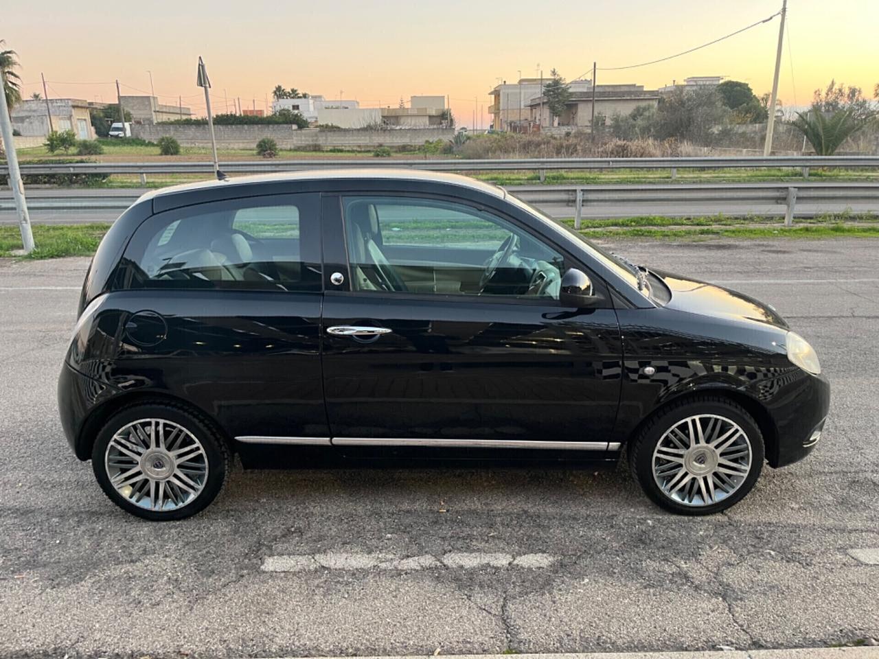 Lancia Ypsilon Platino Ecochic GPL - 2009