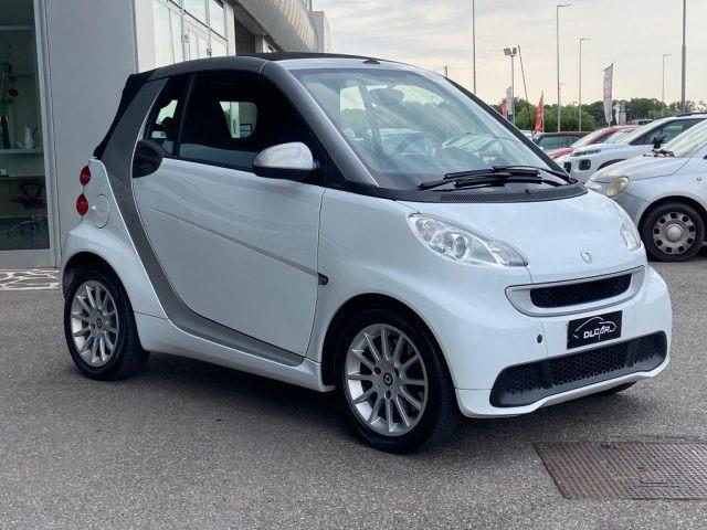 SMART ForTwo 1000 52 kW MHD Cabrio Passion