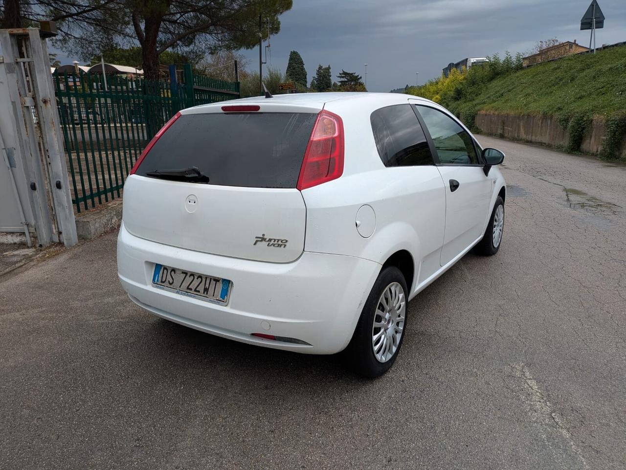 Fiat Punto 1.3 MJT 16V 3p. 2p.ti Van