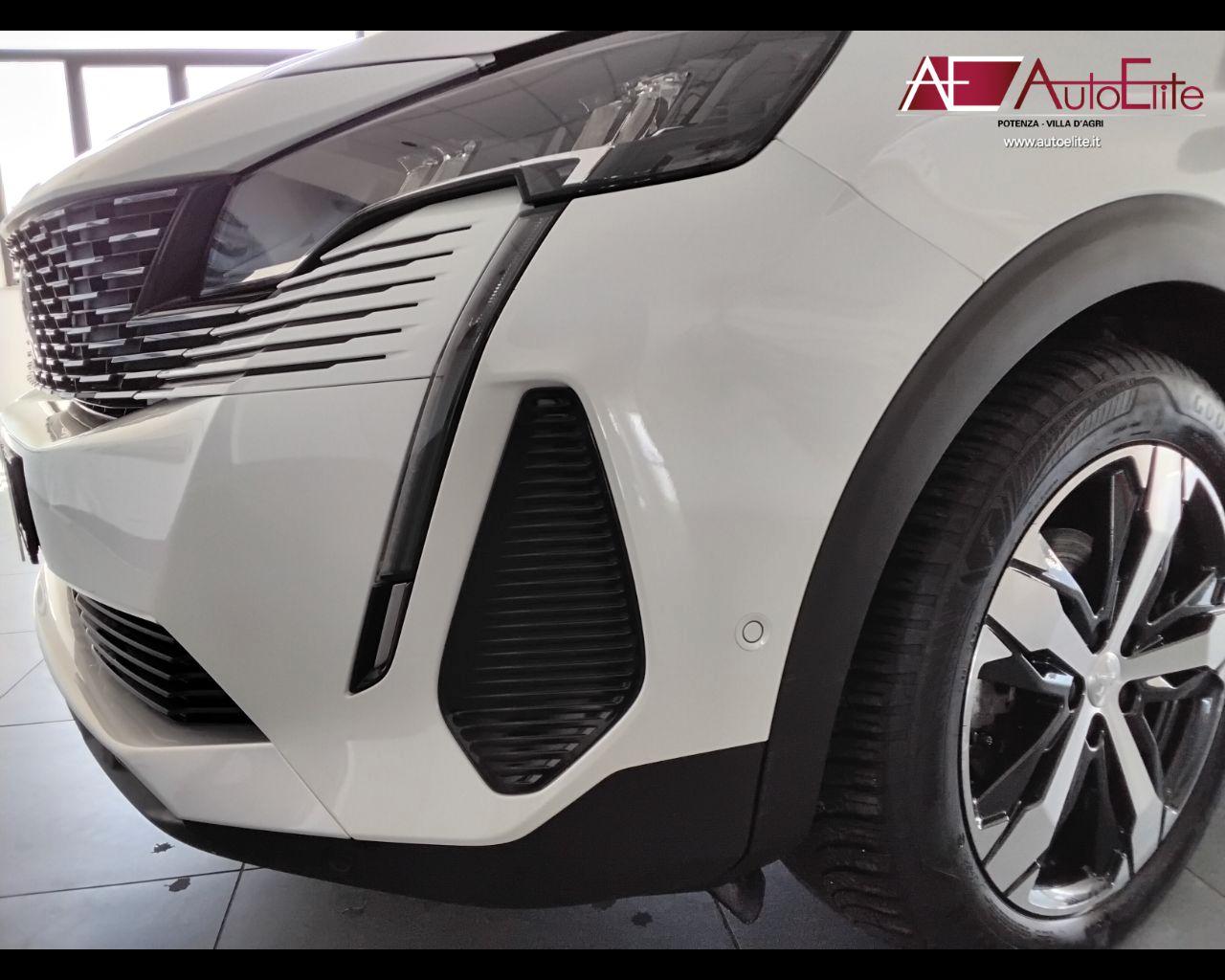 PEUGEOT 3008 BlueHDi 130 S&S EAT8 Allure