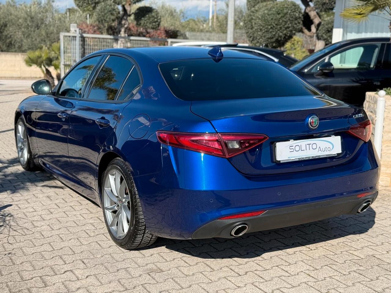 Alfa Giulia 2.2 TD 190 CV AT8 Executive Blu Anodizzato My2021