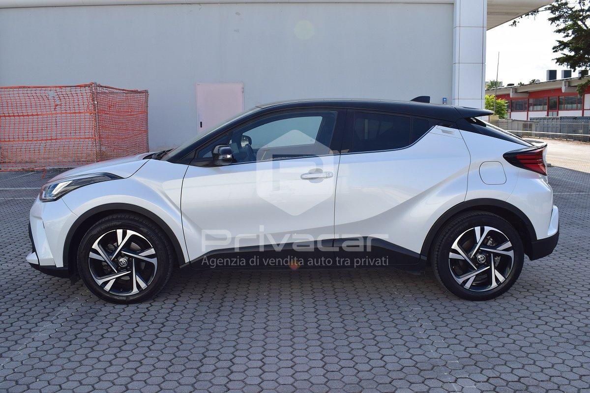 TOYOTA C-HR 2.0 Hybrid E-CVT Trend