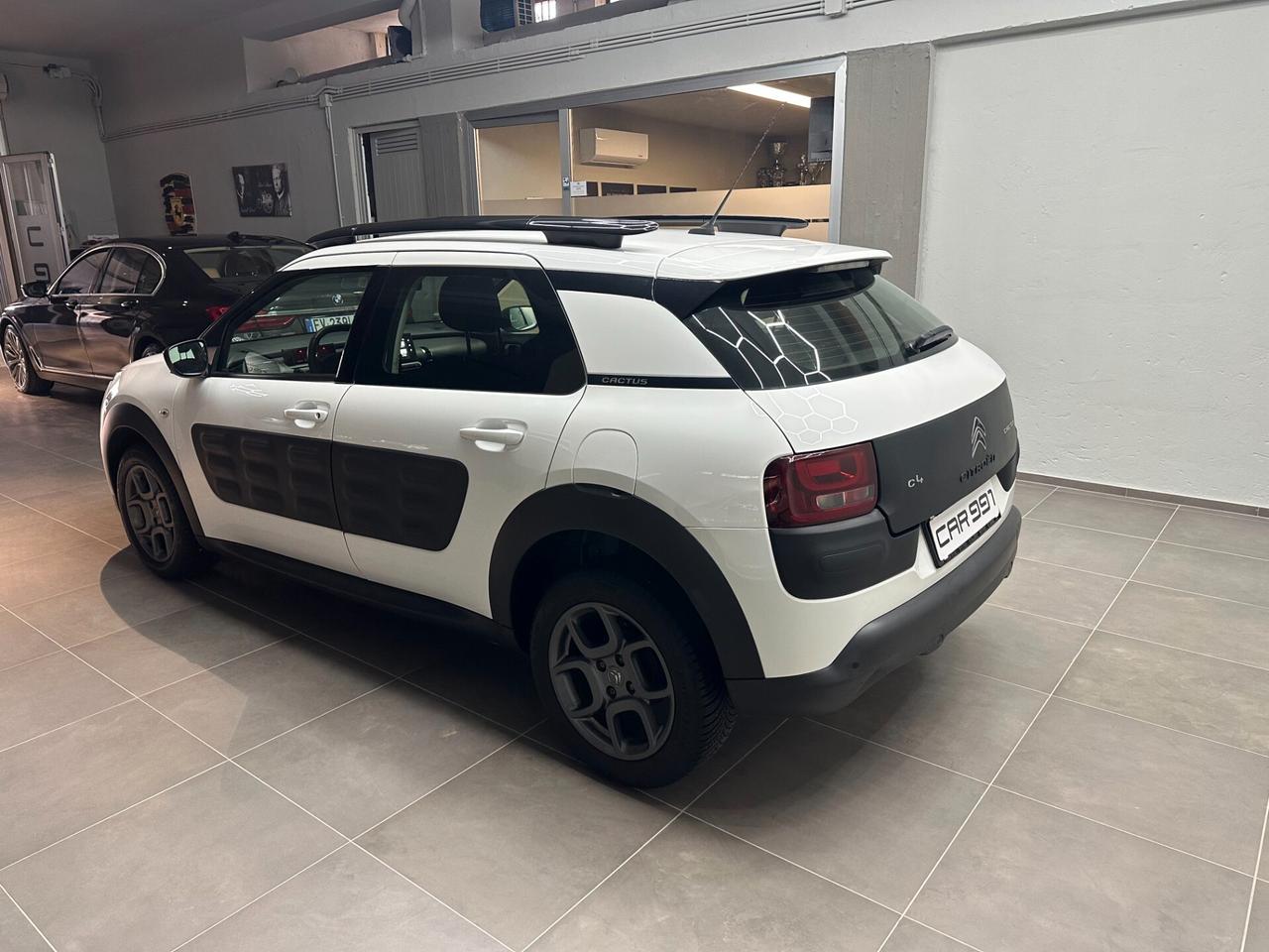 Citroen C4 Cactus BlueHDi 100 Shine