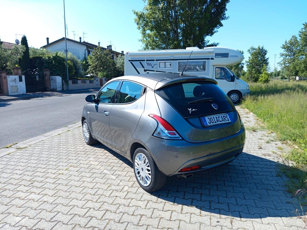 Lancia Ypsilon 1.2 69 CV 5 porte Platinum