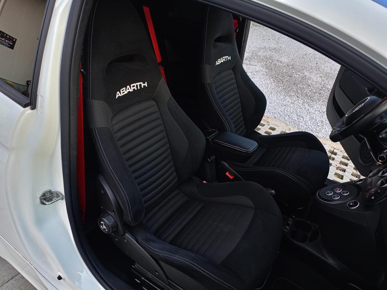 Abarth 595 1.4 Turbo T-Jet 180 CV Competizione