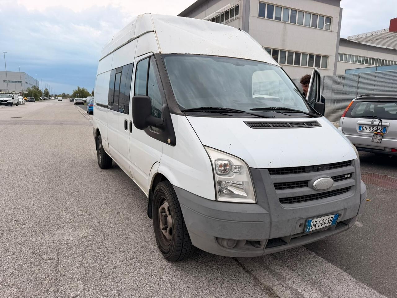 Ford Transit 350L 2.4 TDCi/115 PL-TM Furgone