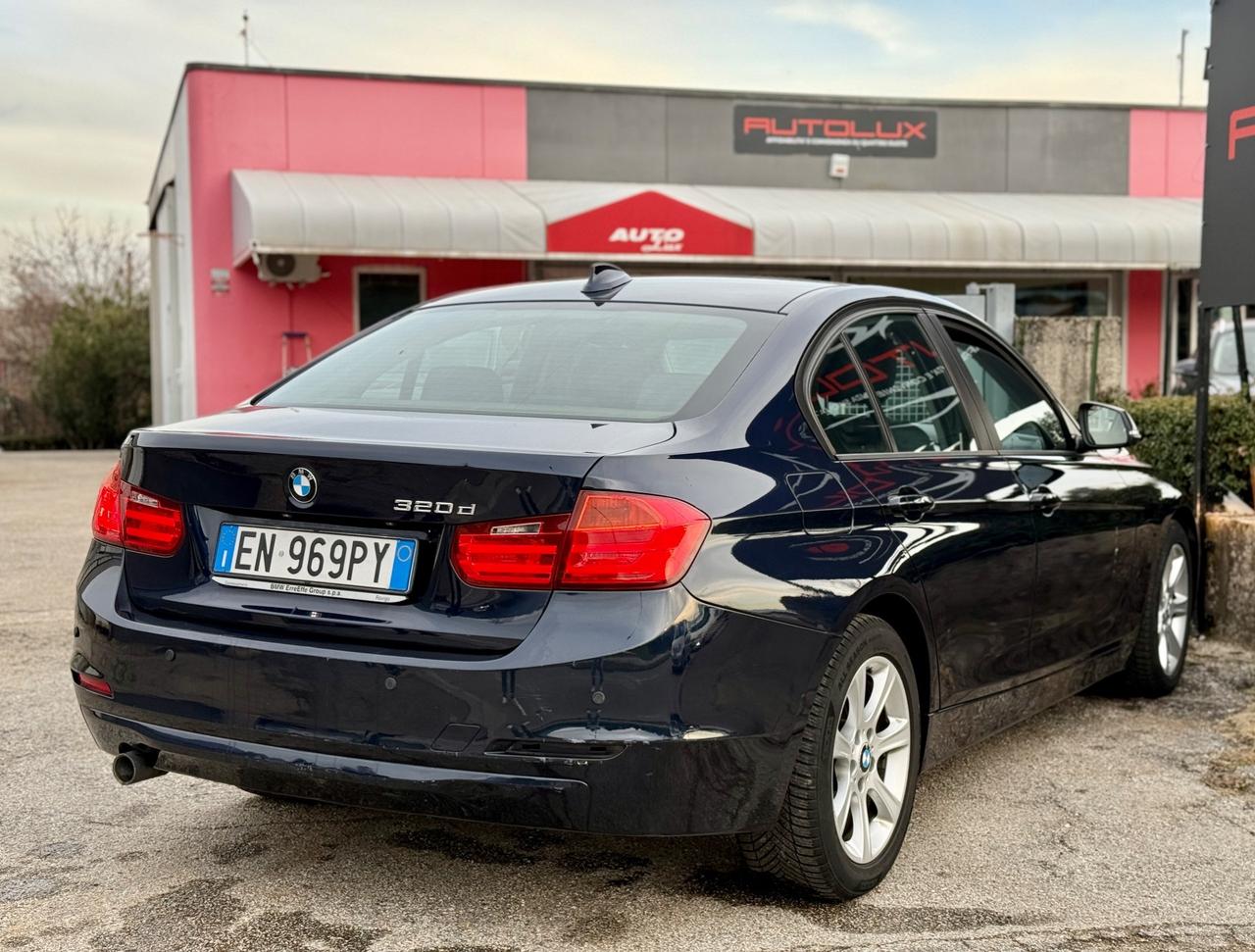 Bmw 320d 184CV 2013 F30 BERLINA MANUALE