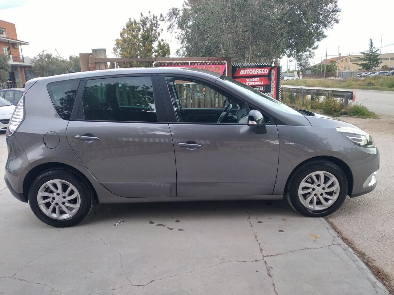 Renault Scenic Scénic XMod 1.5 dCi 110CV Limited