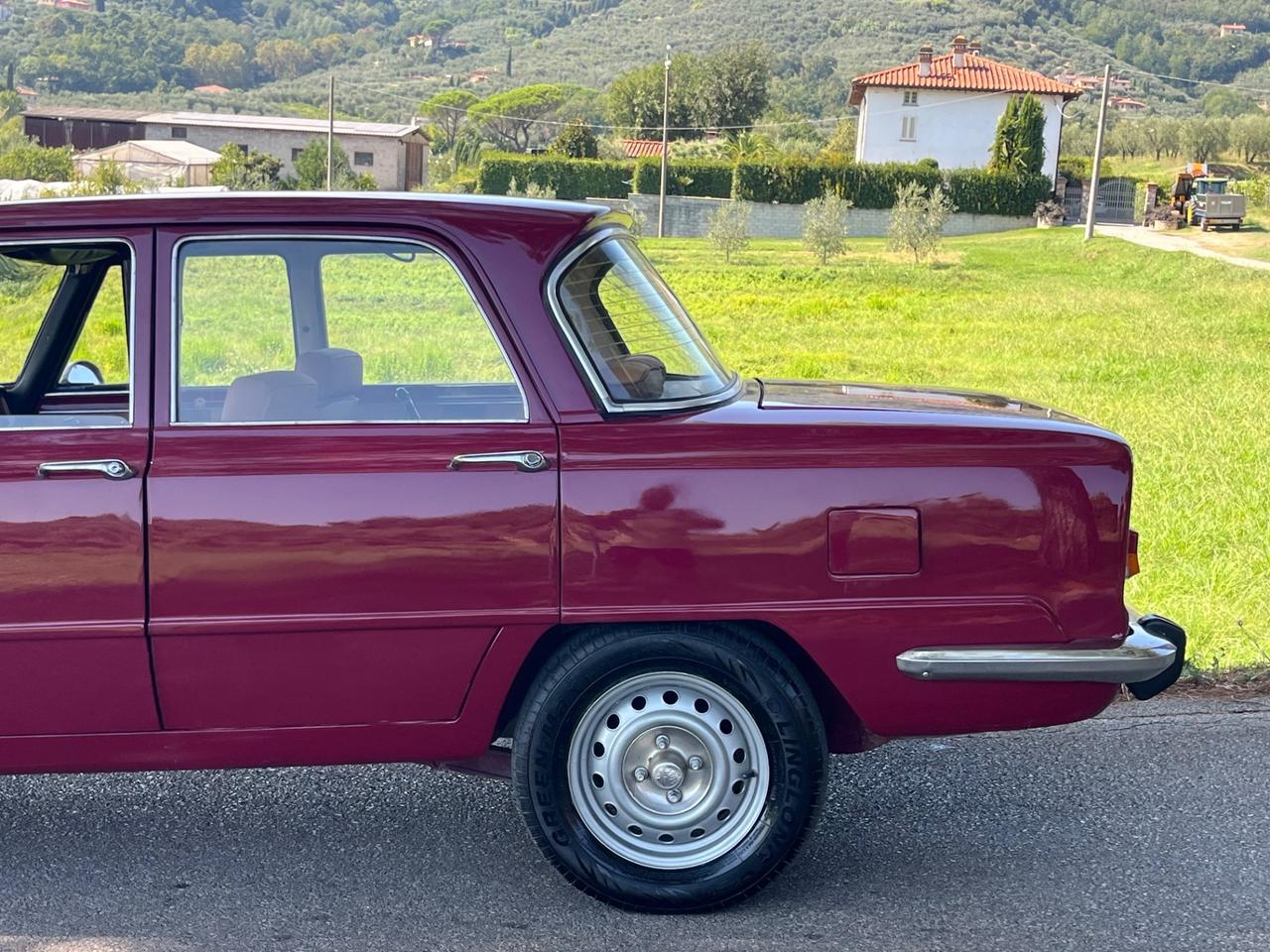 Alfa Romeo Giulia Nuova Super 1300 - 1974