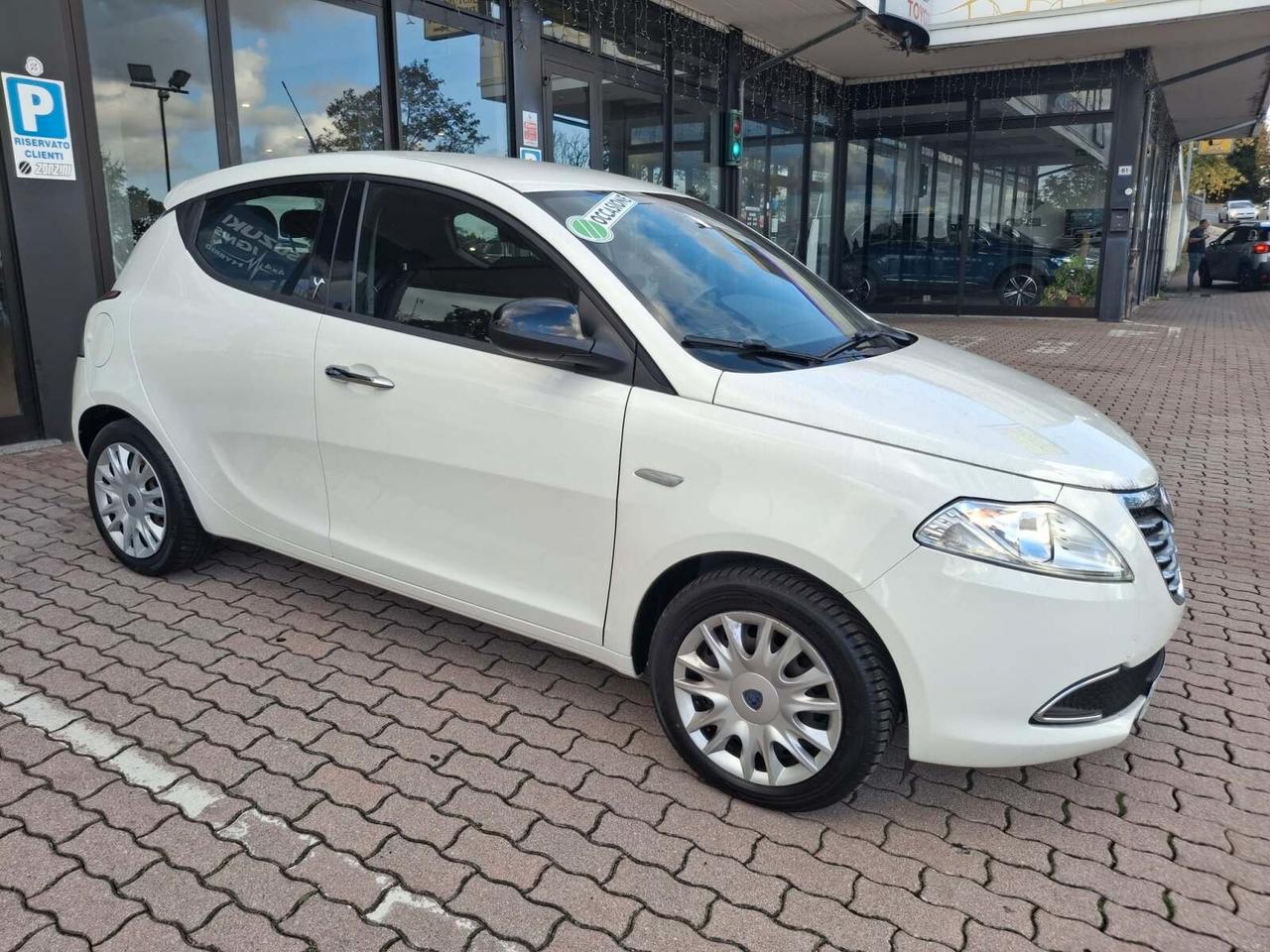 Lancia Ypsilon 1.3 MJT 16V 95 CV 5 porte S&S Gold