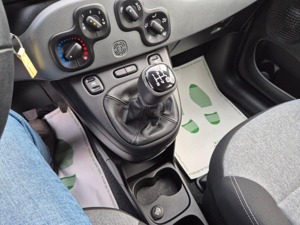 Fiat Panda 1.2 69CV 7.000 KM COMANDI AL VOLANTE