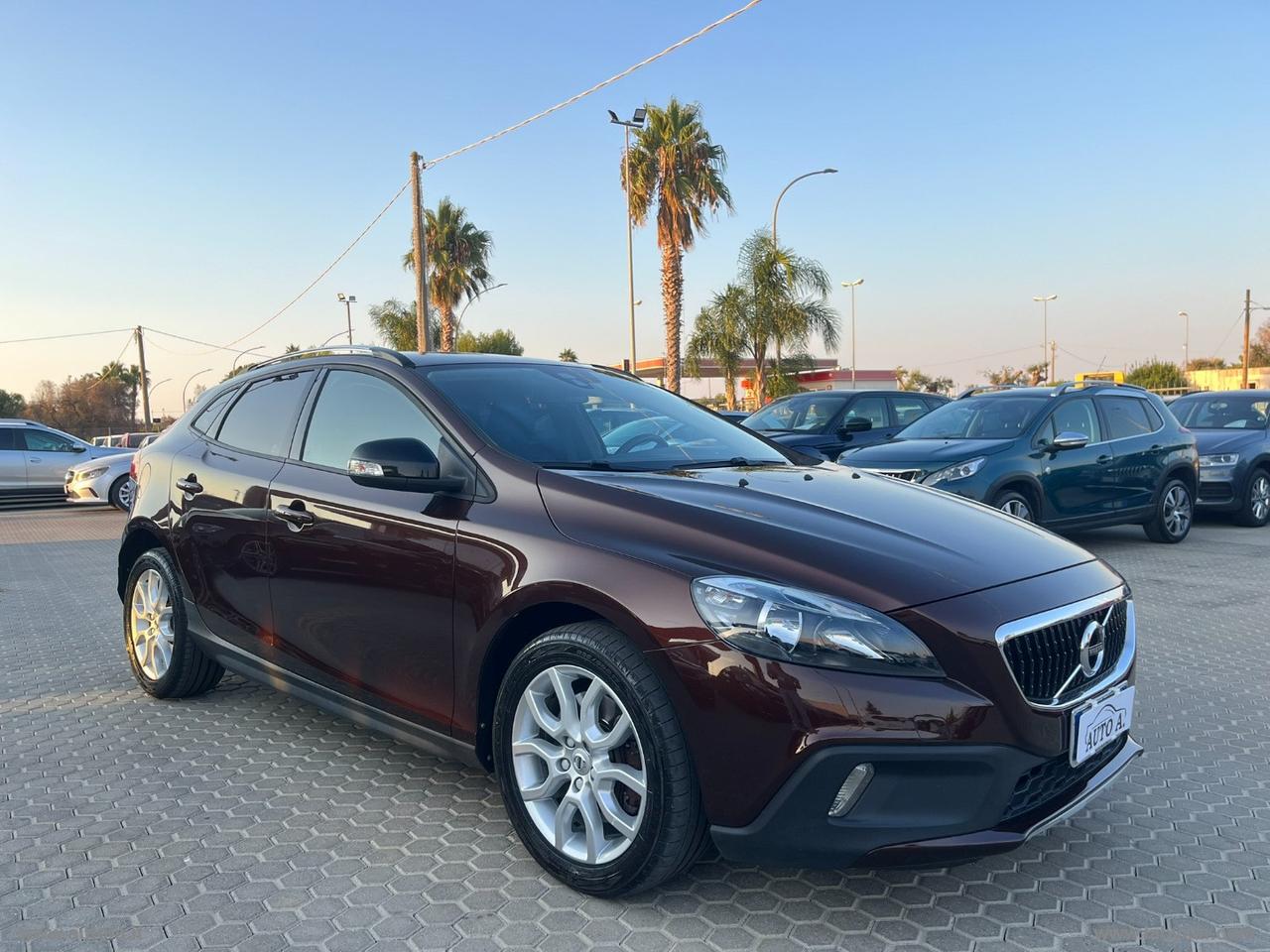 VOLVO V40 D2 Geartronic CROSS COUTRY