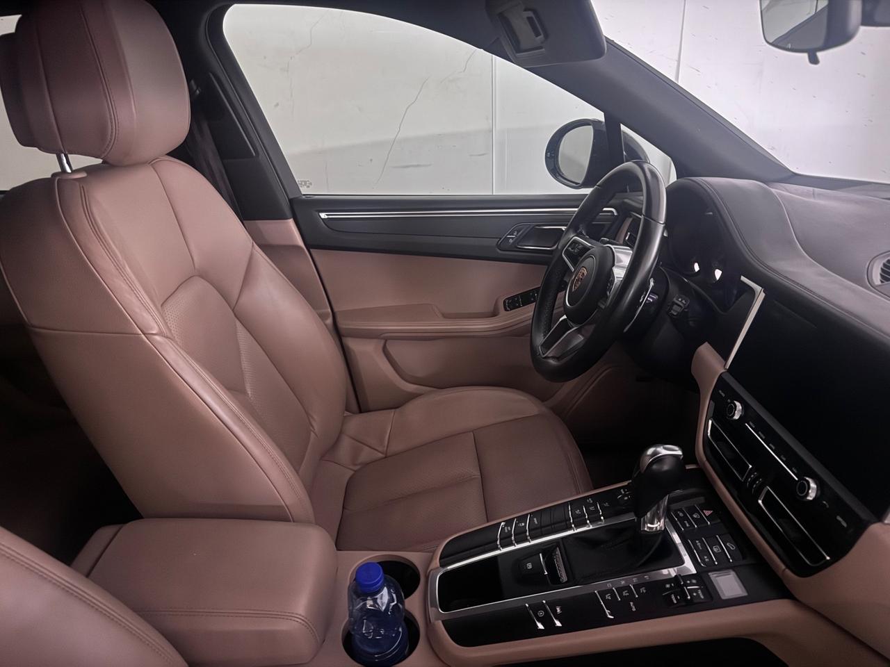 Porsche Macan 2.0 iva premute stupenda fari Matrix