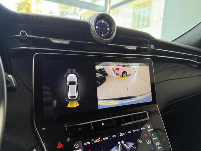 MASERATI Grecale MHEV 330 CV AWD Modena