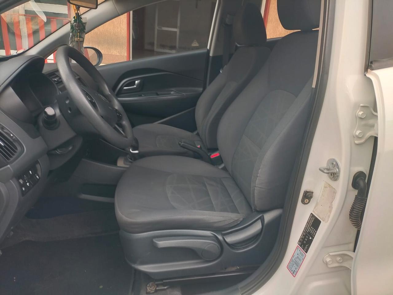 Kia Rio 1.1 CRDi WGT 5p. EX DISEL