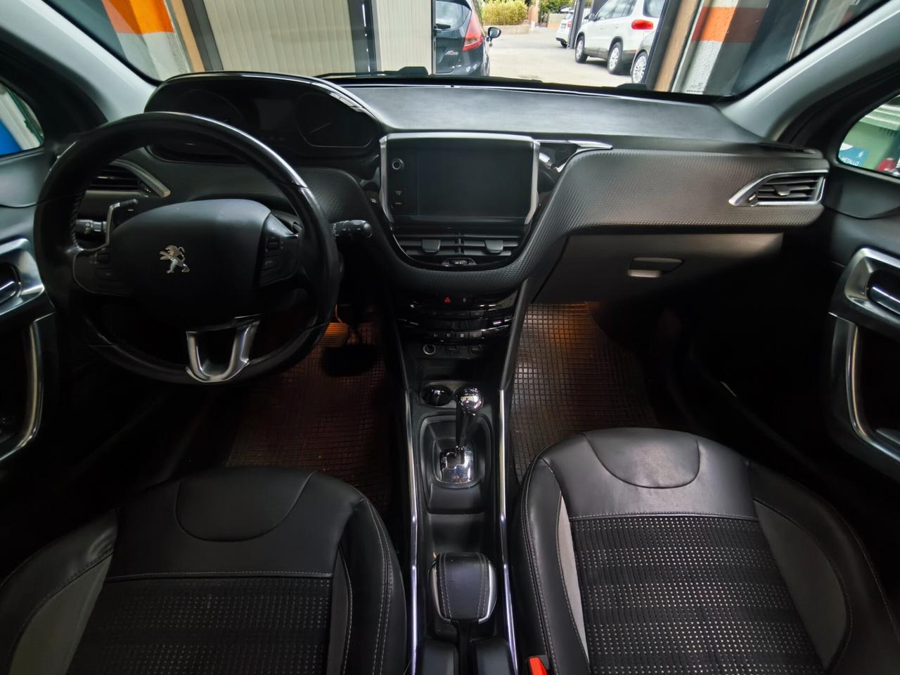 PEUGEOT 2008 1,6 HDI ALLURE- CAMBIO AUTOMATICO- KM 110000