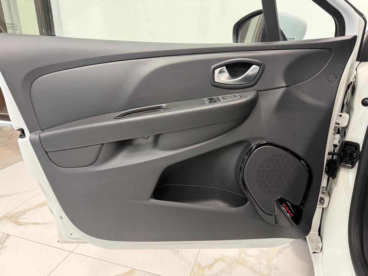Renault Clio dCi 8V 90CV Start&Stop 5 porte Energy Zen