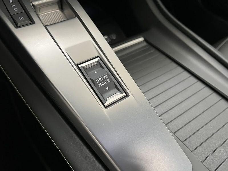 Peugeot 408 GT PureTech 130 EAT8 S&S aut. tetto apribile