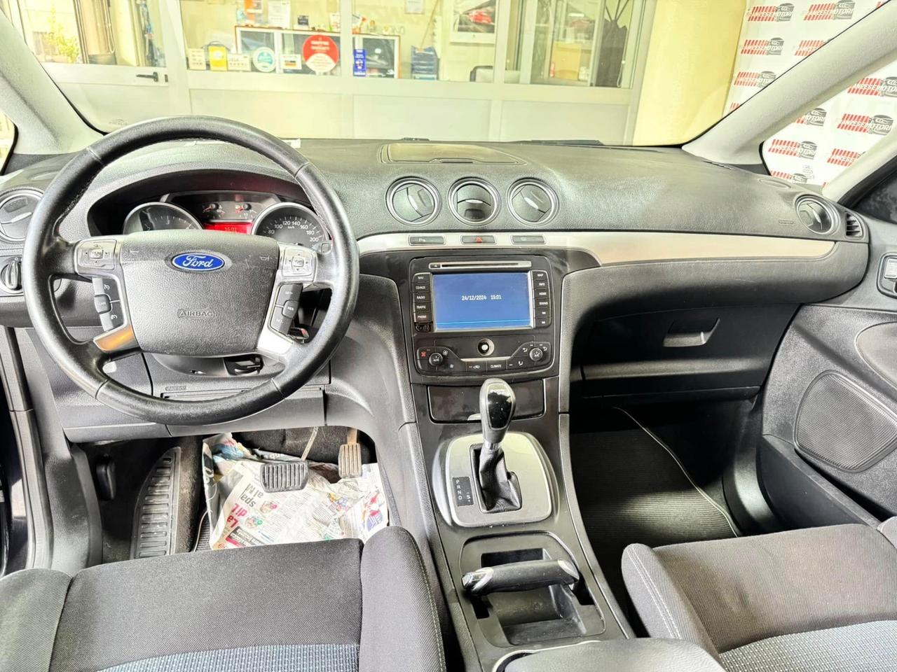 Ford S-Max 2.0 TDCi 140CV Powershift Nav Edition