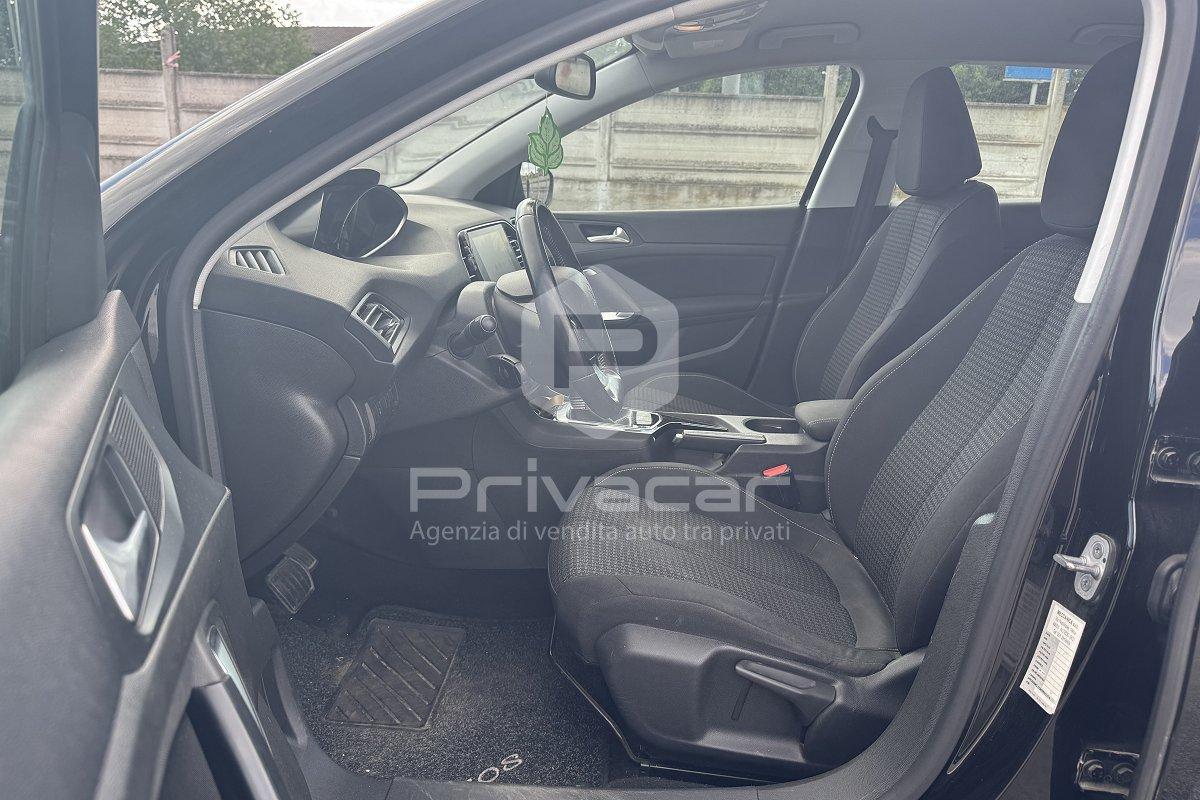 PEUGEOT 308 BlueHDi 120 S&S Business