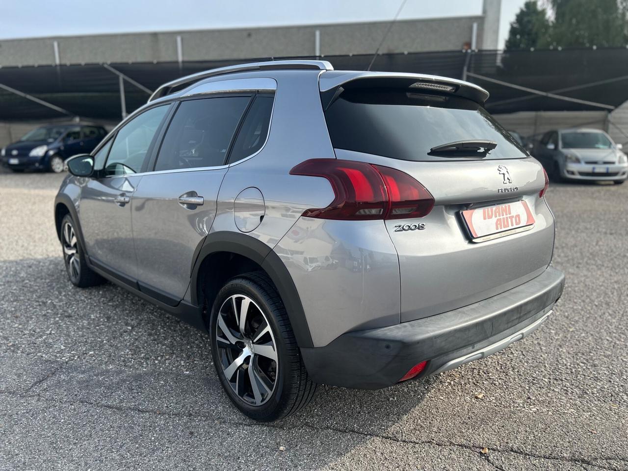 Peugeot 2008 PureTech 82 Allure