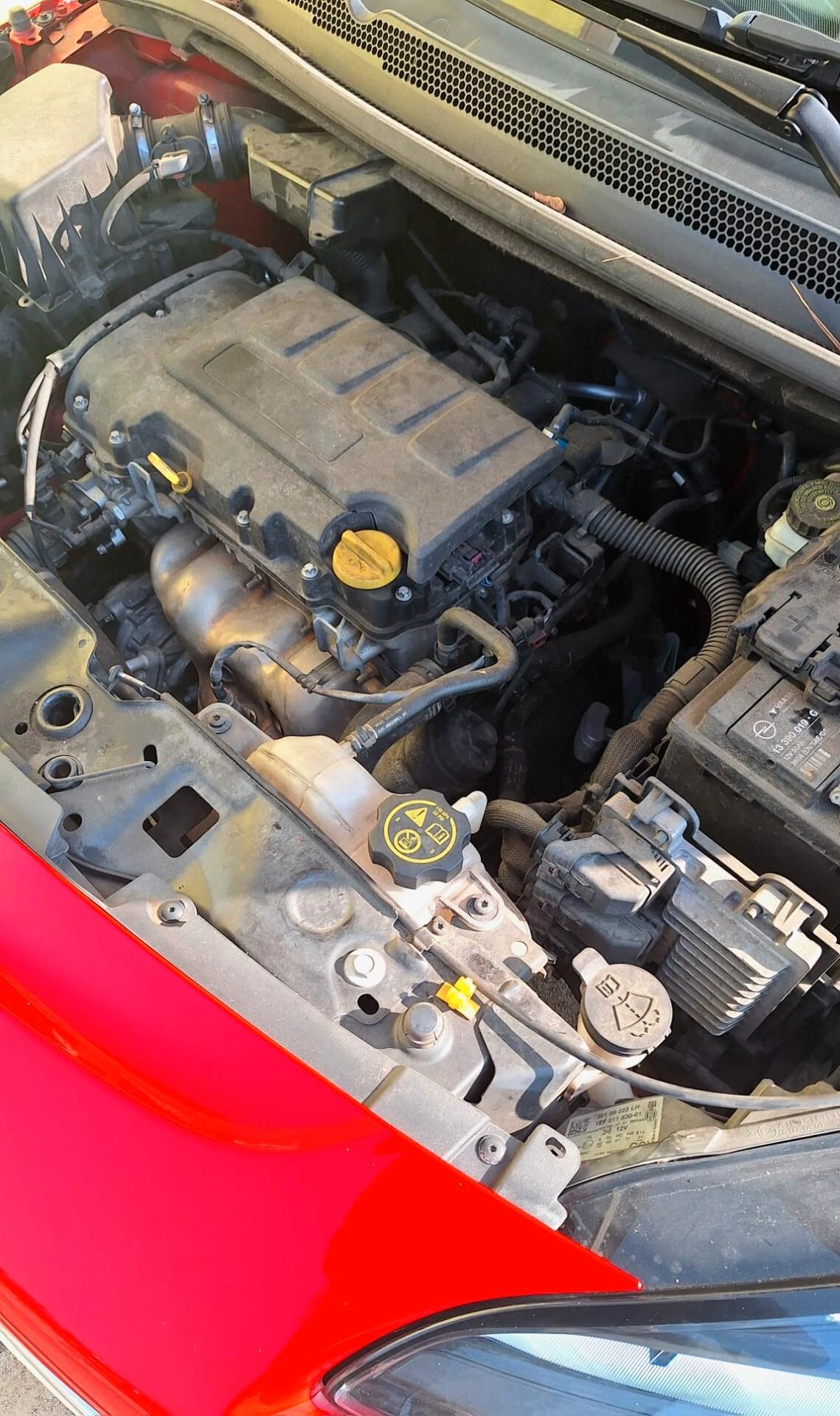 Opel Corsa 1.2 - 5 porte - OK NEOPATENTATI