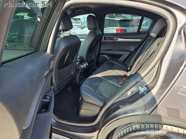 ALFA ROMEO Stelvio 2.2 TD 160 CV Sprint AT8 RWD TG : GJ286AW