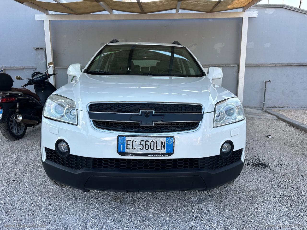 CHEVROLET Captiva 2.0 VCDi 2WD 7 POSTI