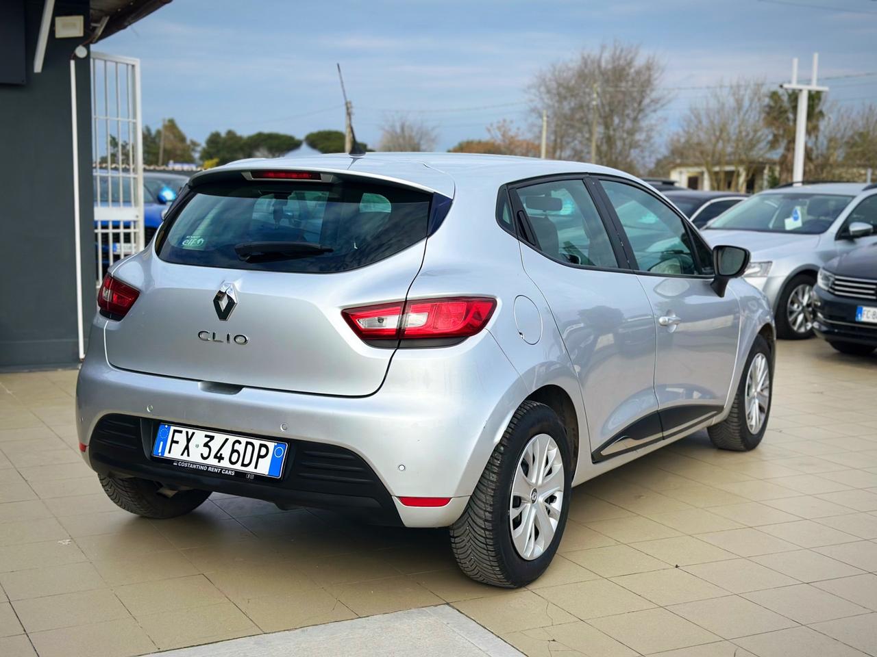 Renault Clio TCe 12V 90 CV 5 porte Life Garanzia 24 Mesi