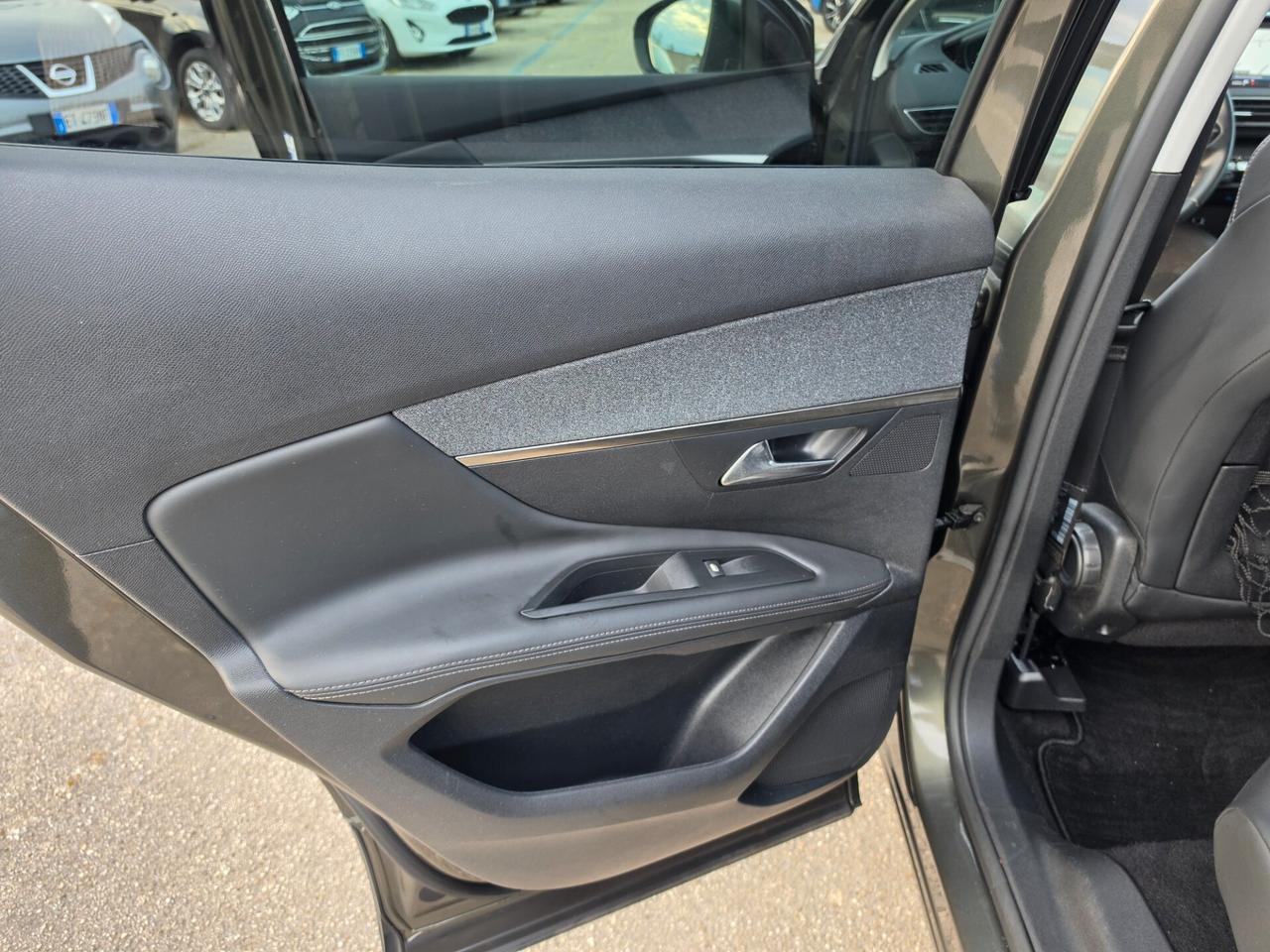 Peugeot 3008 PureTech Turbo 130 S&S Allure