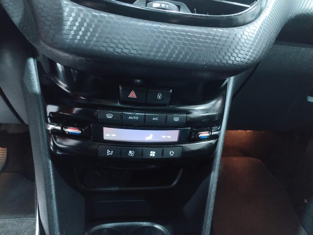 Peugeot 2008 BlueHDi 100 Allure