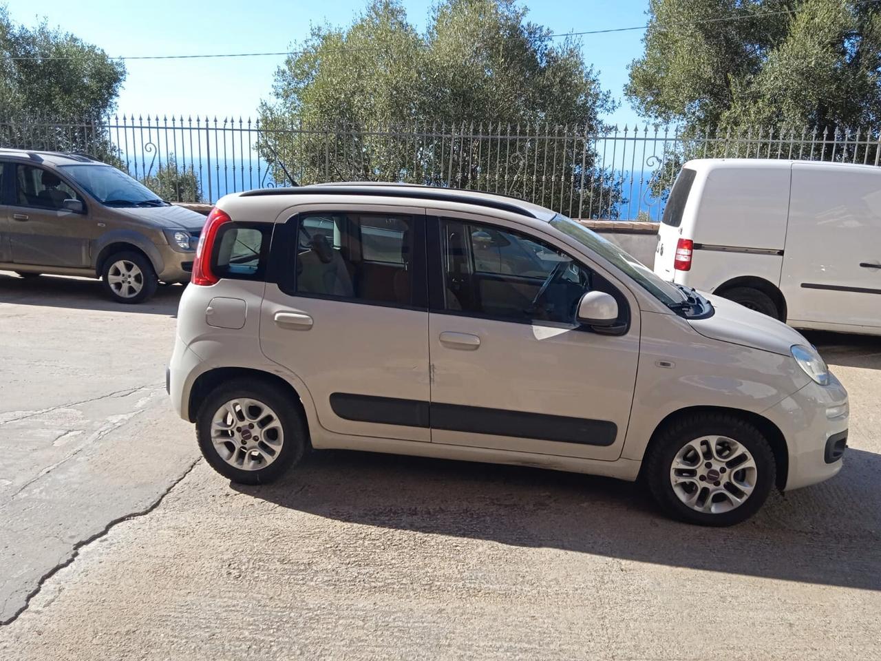 Fiat Panda 1.3 MJT S&S Lounge CON GANCIO TRAINO