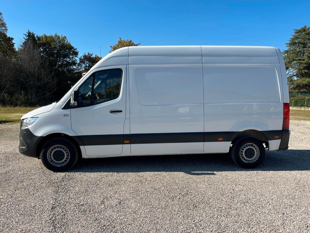 MERCEDES 311 CDI SPRINTER - 04/2020 - KM 90.000
