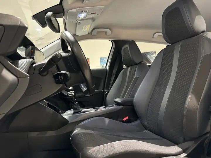 Peugeot 2008 - PureTech 100 Allure S/S