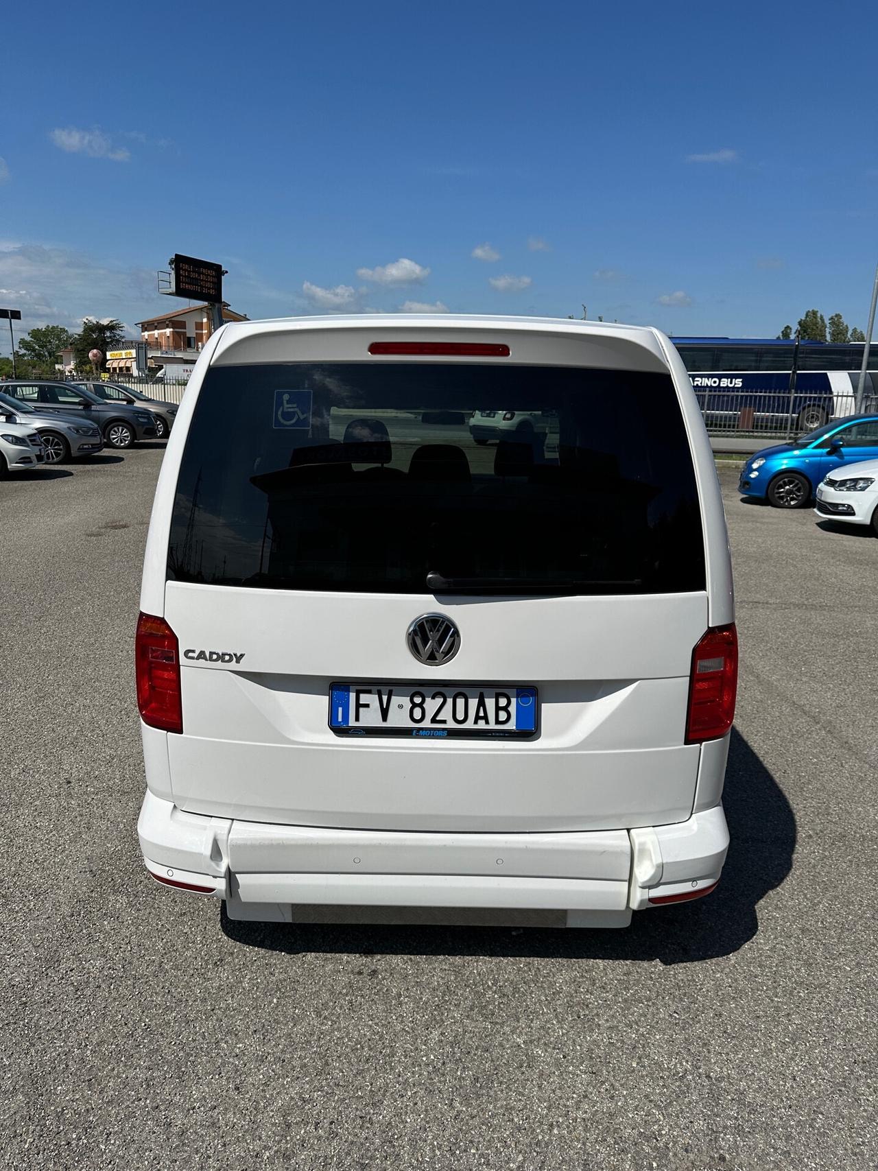 Volkswagen Caddy Pianale Ribassato PER DISABILI 2.0 TDIHighline - 2019