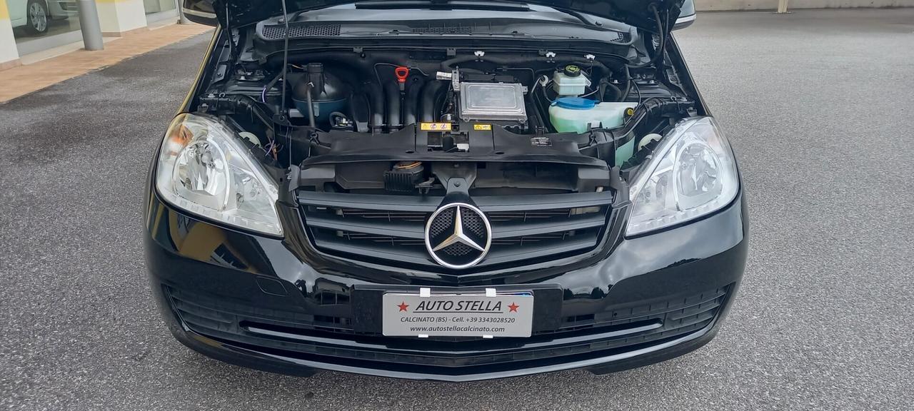 Mercedes-Benz Classe A 160 Benzina cc. 1.5 CV. 95 Cambio Manuale 5 Porte 5 Posti SOLO 62.060 KM. Utilizzabile anche per i Neopatentati.
