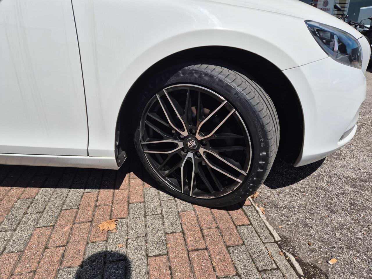 Volvo V40 120CV D2 BUSINESS E6B--OK Neopat.!!