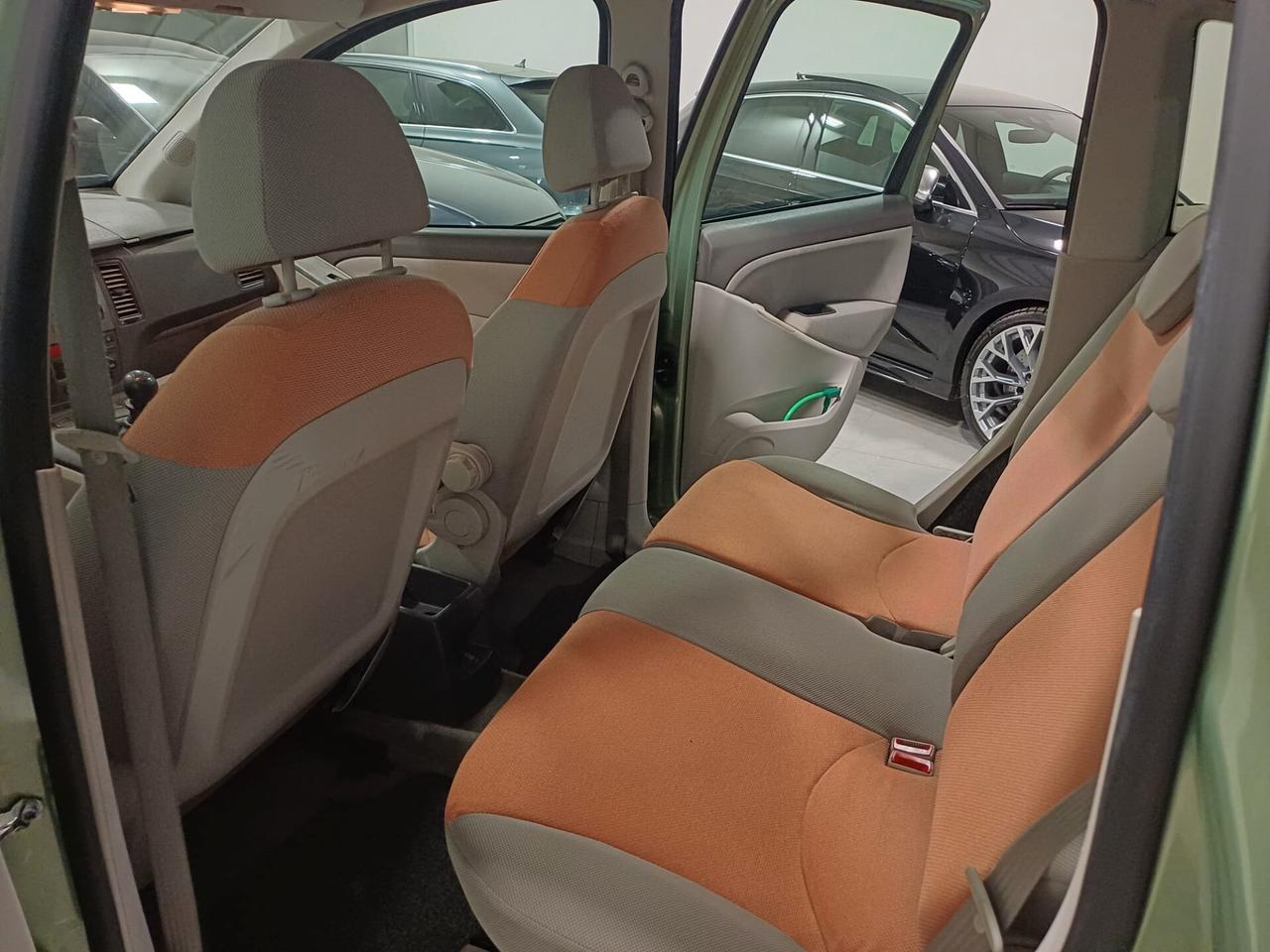 Fiat Idea 1.4 16V Emotion