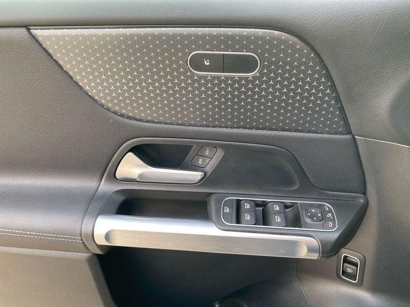 Mercedes-Benz GLB 180 d Progressive Advanced auto