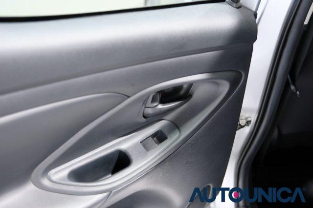 TOYOTA Yaris 1.5 HYBRID 5 PORTE TREND NEOPATENTATI