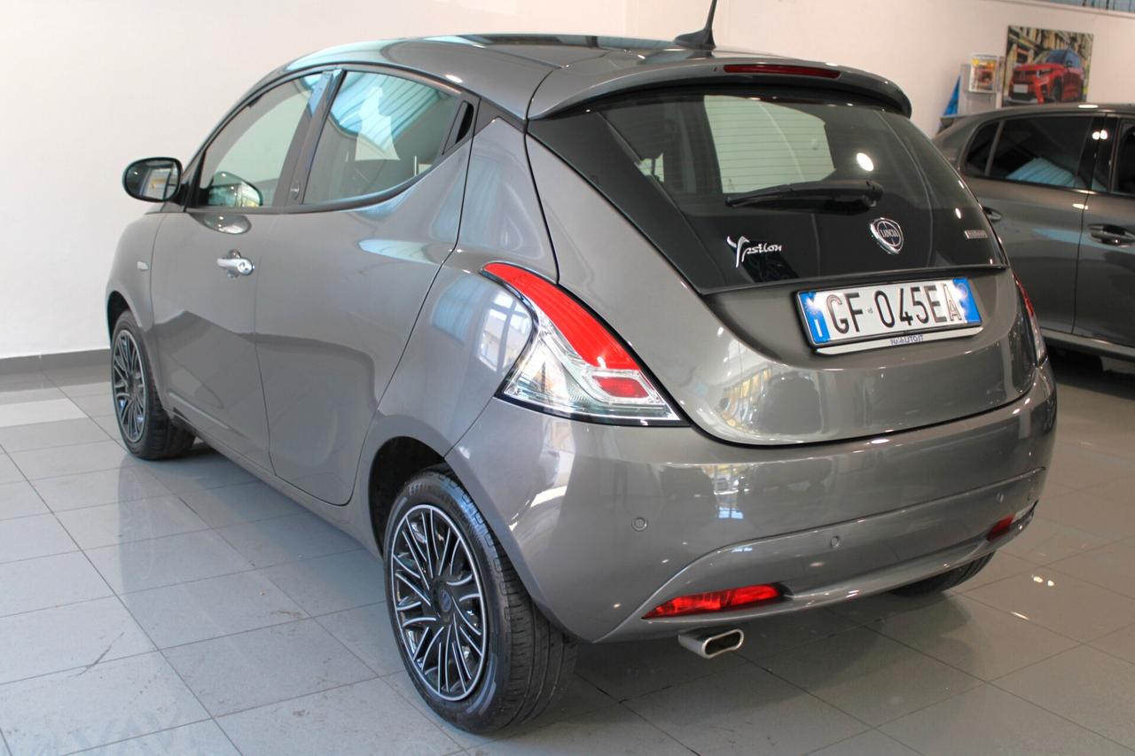 LANCIA Ypsilon 1.0 Hybrid Gold- 2021