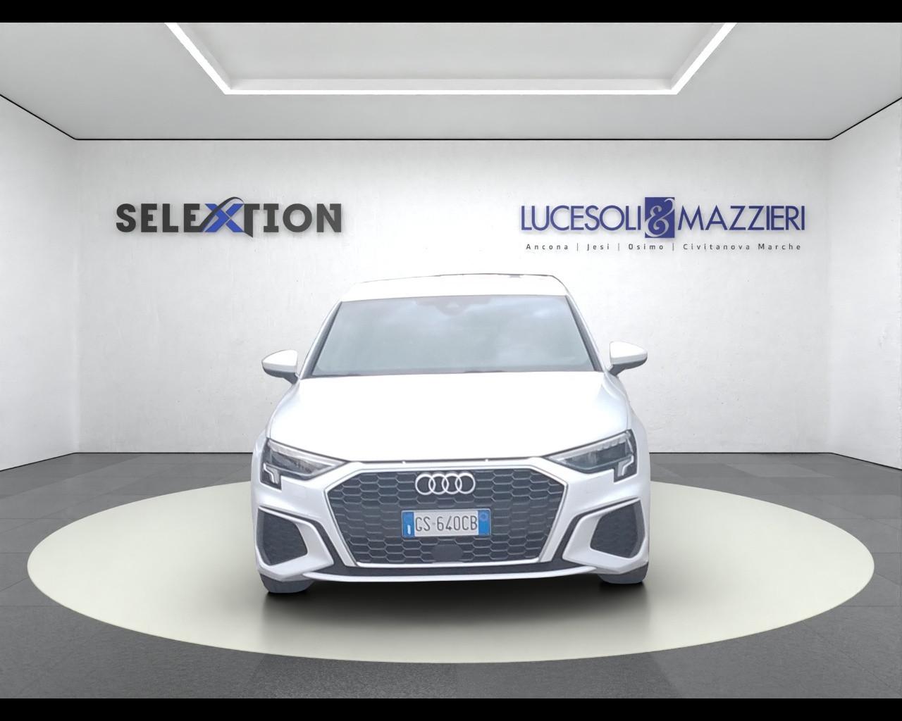 AUDI A3 4ª serie - A3 SPB 30 g-tron S tronic S line edition