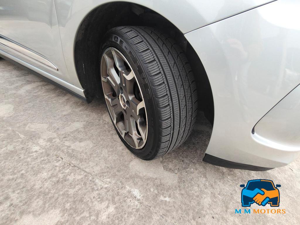 Citroen DS3 1.6 thp Sport Chic 155cv