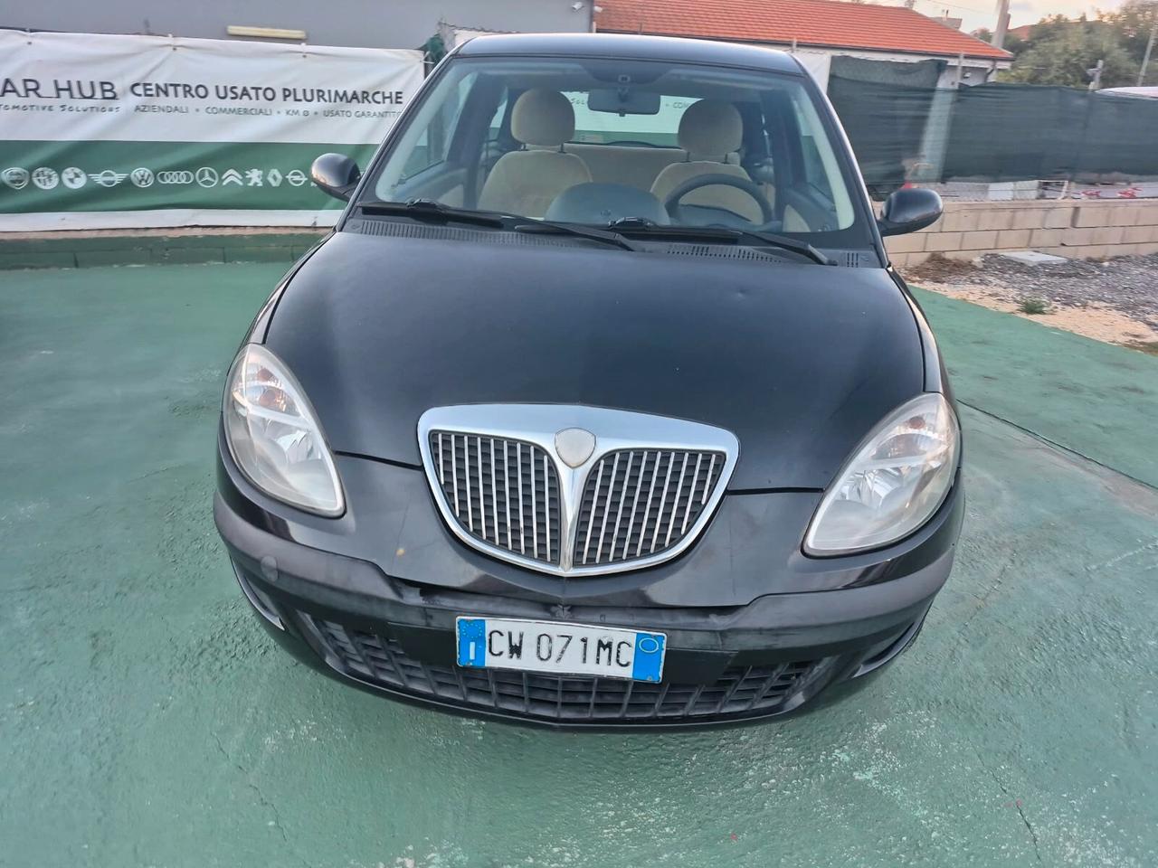 Lancia Ypsilon 1.3 Multijet 16V Platino