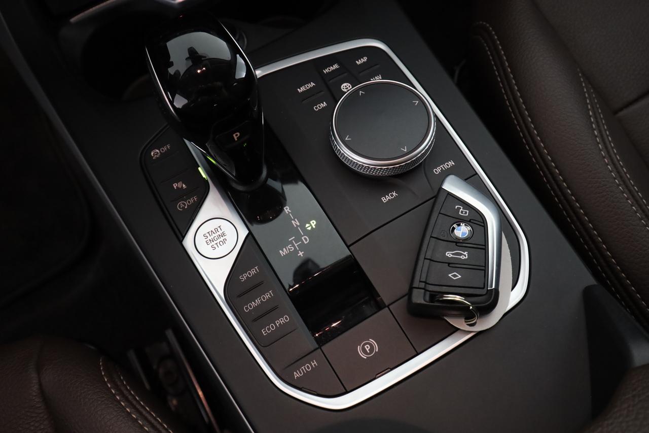 BMW Serie 1 (F40) 120i 5p. Business Advantage