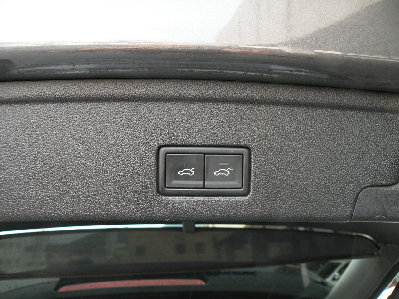 Volkswagen Touareg 3.0 V6 TDI SCR Advanced