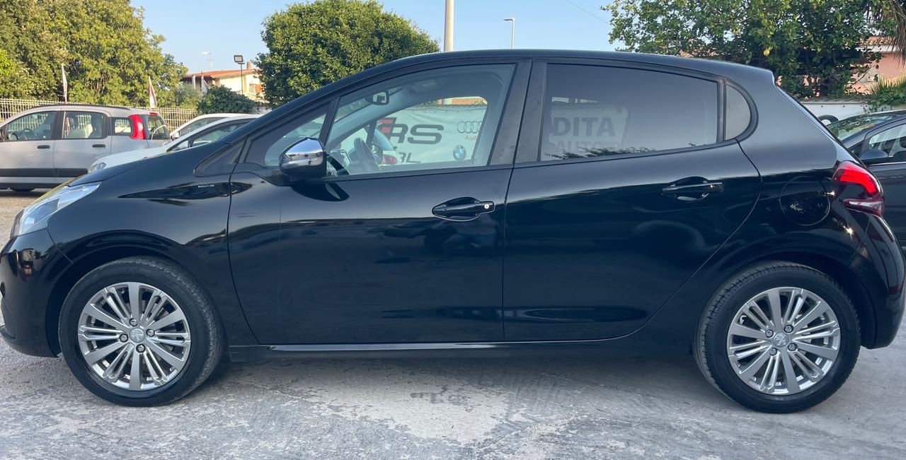 Peugeot 208 Signature 1.2 PureTech 82cv