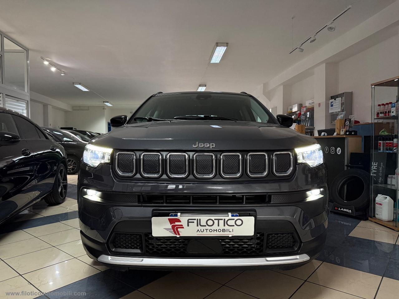 JEEP Compass 1.6 Mjt II 2WD Limited 130CV PROIETTORI LED - CARPLEY