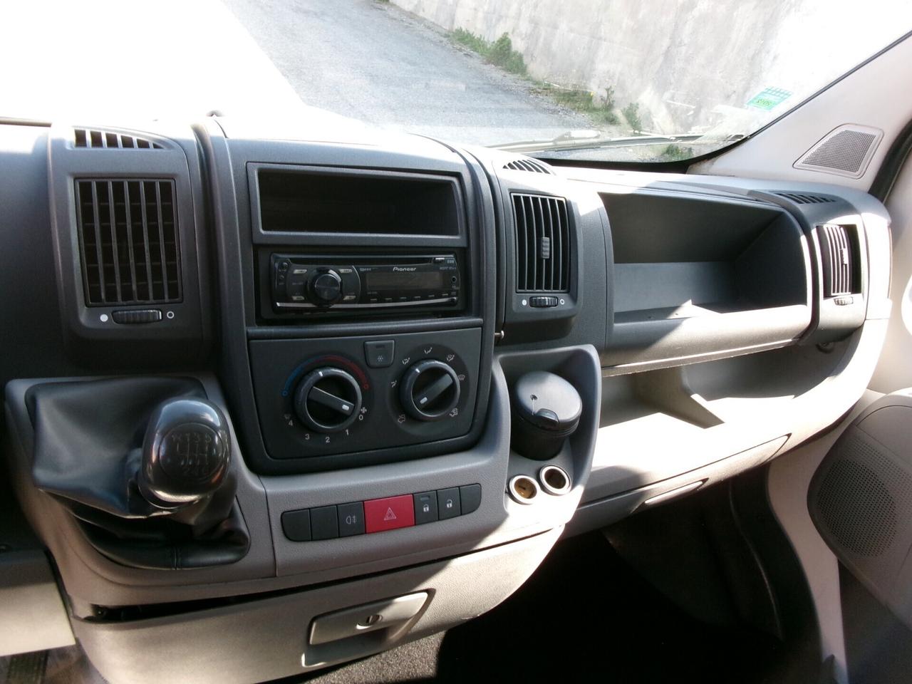 Fiat Ducato DOPPIA GABBINA 7 POSTI CASSONE FISSO